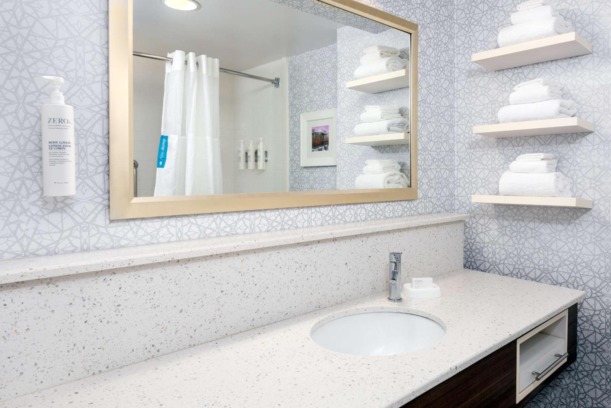 Hampton Inn Charlotte Uptown Dış mekan fotoğraf