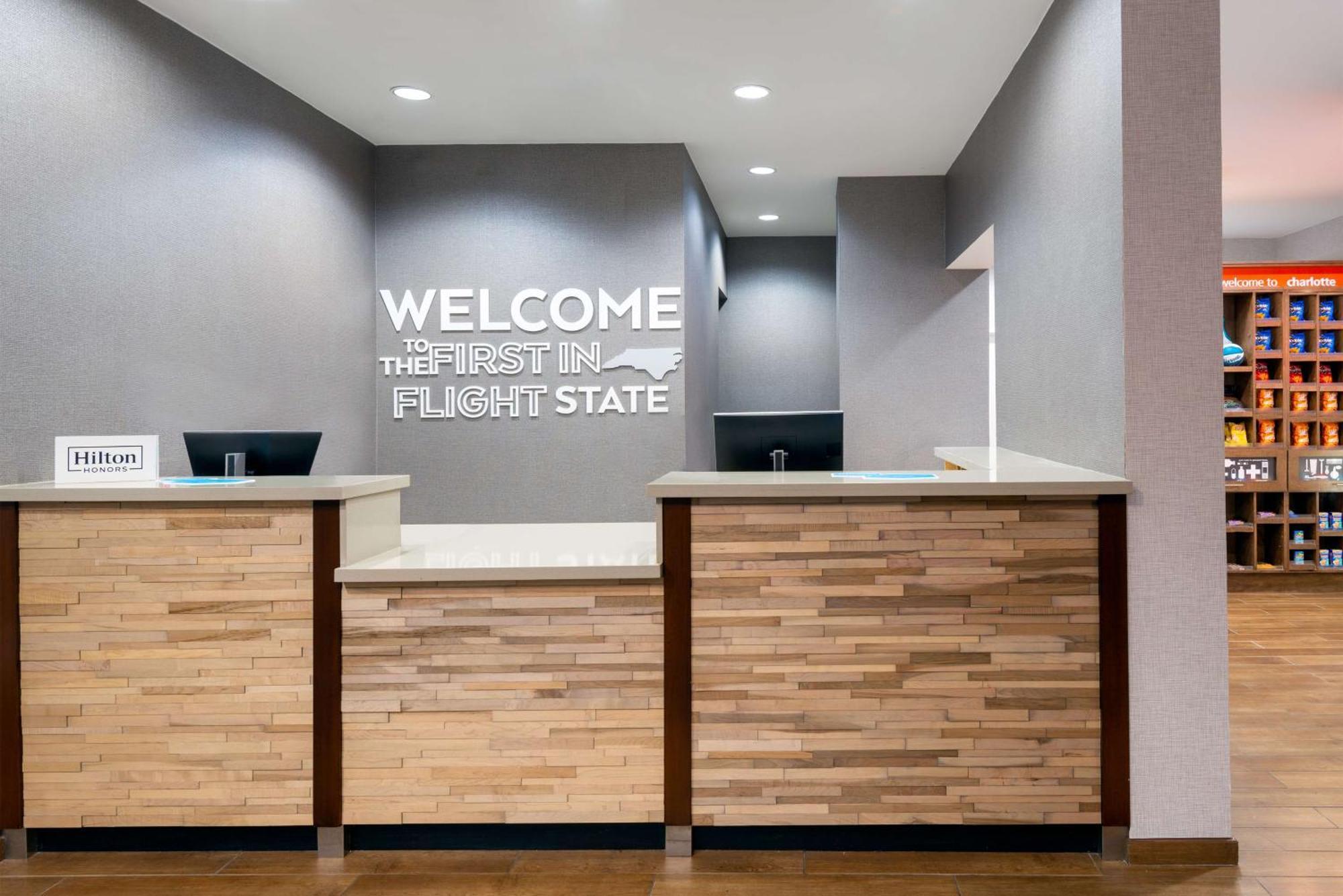 Hampton Inn Charlotte Uptown Dış mekan fotoğraf