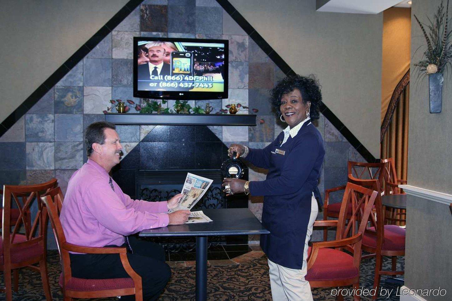 Hampton Inn Charlotte Uptown Restoran fotoğraf